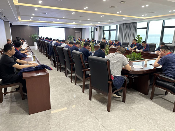 公司召開(kāi)安全、環(huán)保、職業(yè)衛(wèi)生工作會(huì)議 