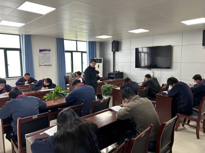 建材公司、檢測公司聯(lián)合開展管理人員業(yè)務(wù)提升考試
